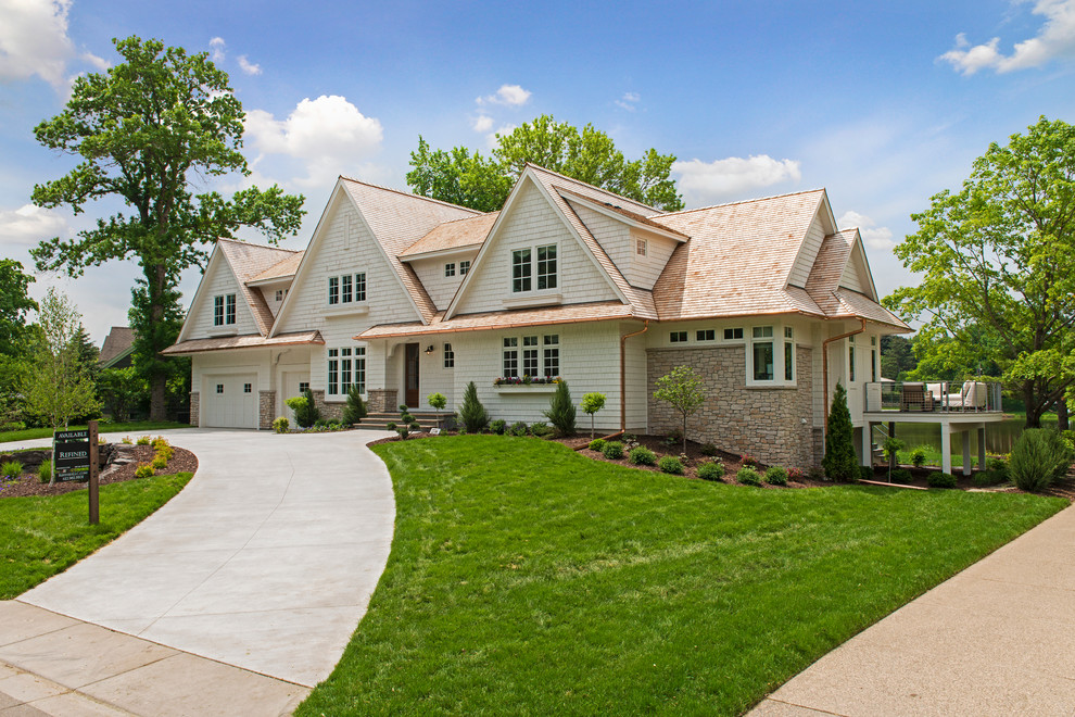Transitional exterior home photo in Minneapolis