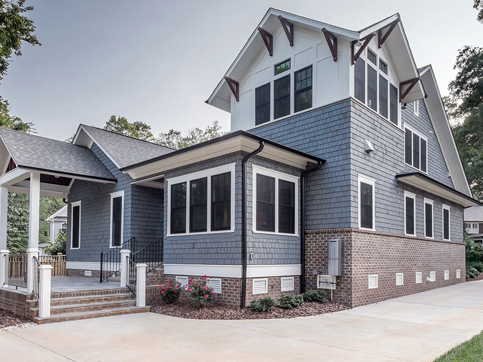 Inspiration for a craftsman exterior home remodel in Charlotte