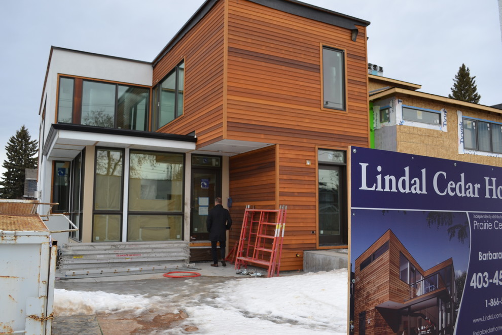Lindal Cedar Homes, TD3 1890 Modern Exterior Calgary by Lindal