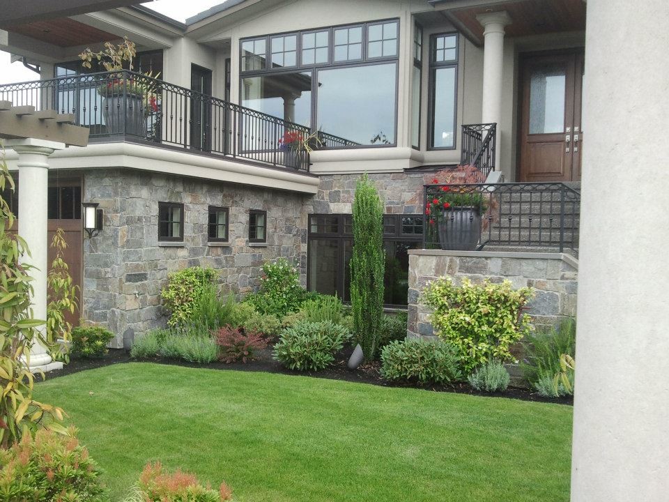 Design ideas for a rustic house exterior in Seattle.