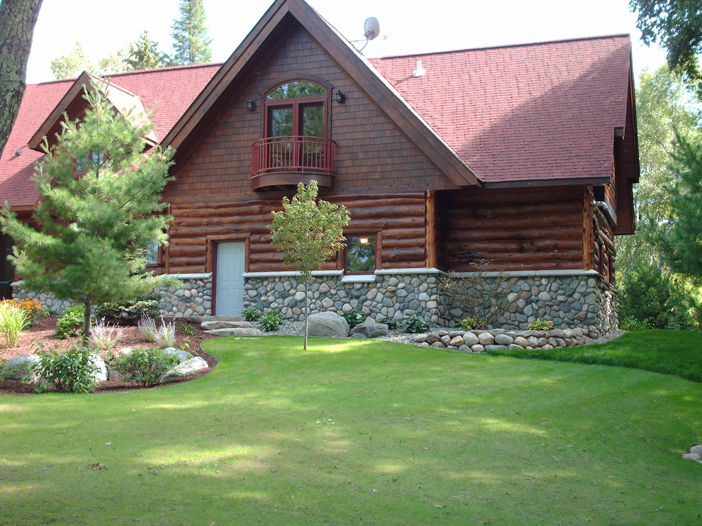 Lower Whitefish Lake Traditional Exterior Minneapolis by NWC