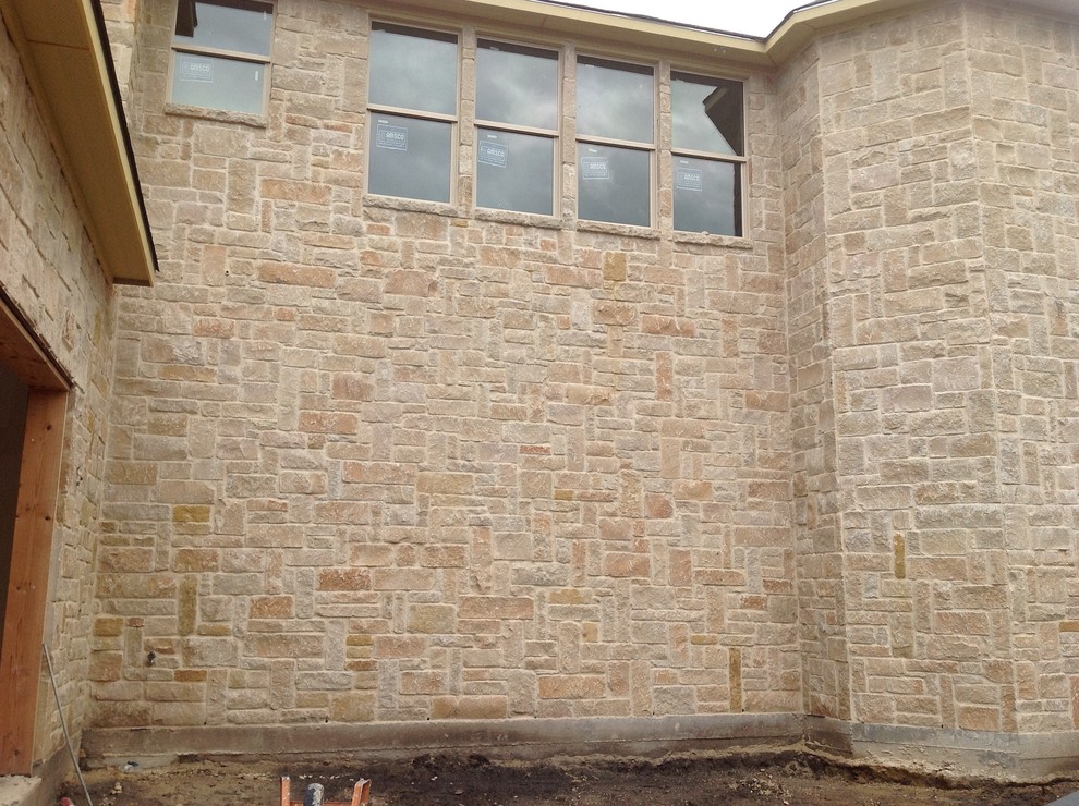 Lueders Limestone different products and textures Rustic Exterior