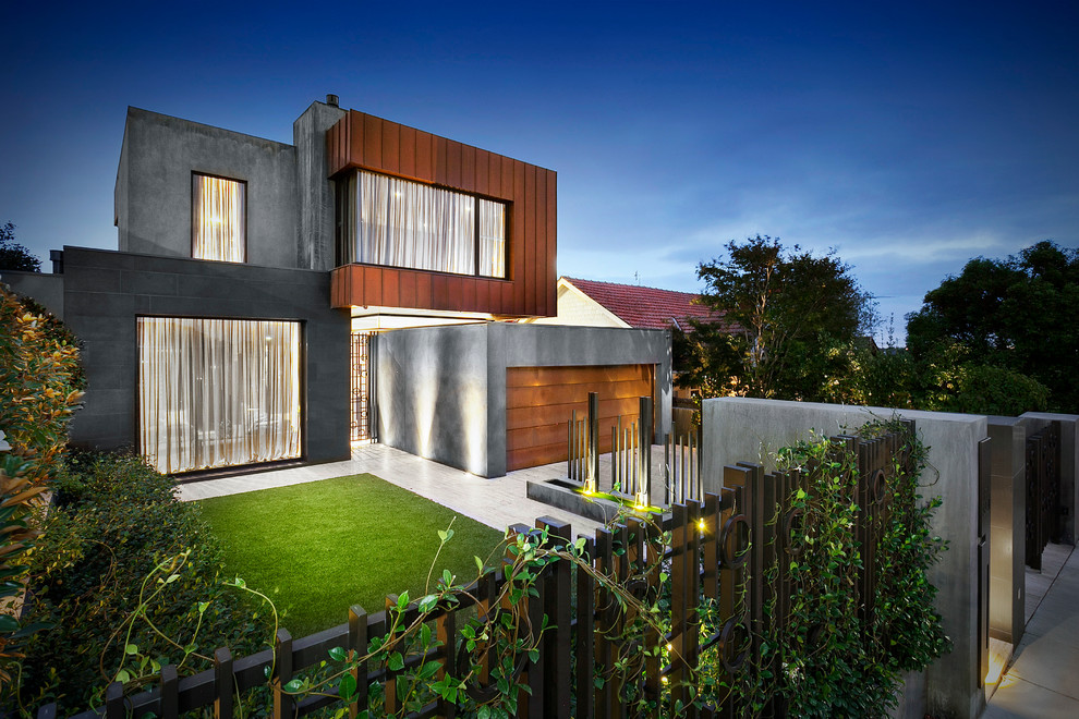 Inspiration for a contemporary two floor house exterior in Melbourne.