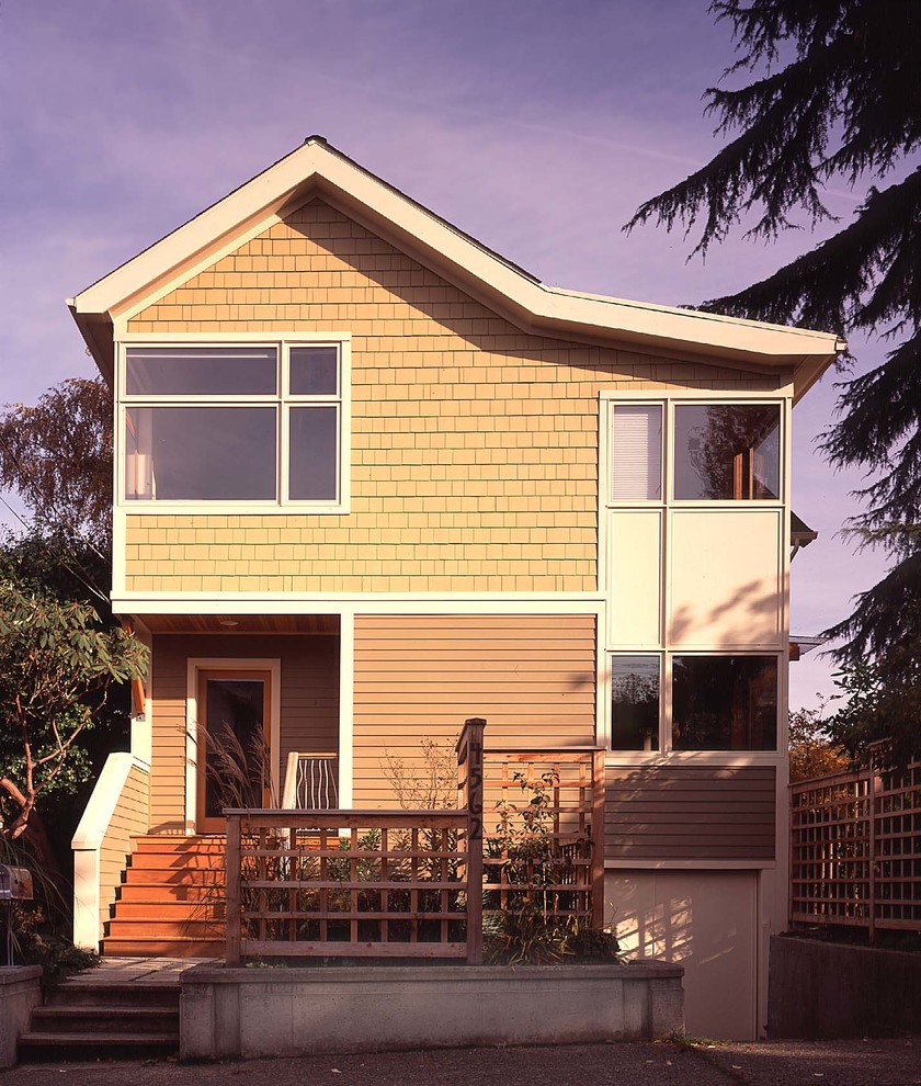 Mittelgroßes Modernes Haus in Seattle