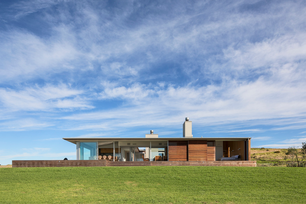 Idée de décoration pour une façade de maison design.