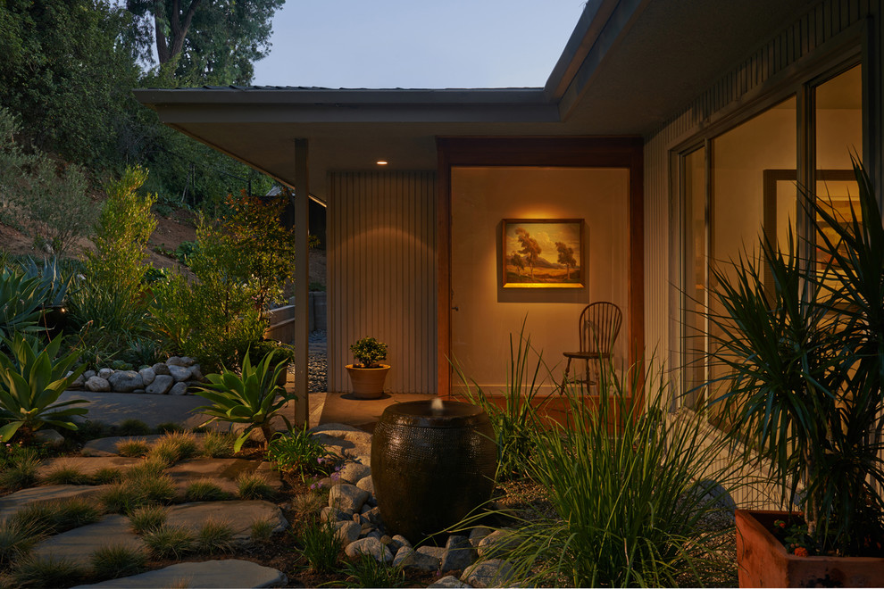 Photo of a midcentury house exterior in Los Angeles.