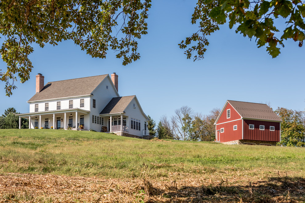 Manheim Farmhouse Farmhouse Exterior Philadelphia by Custom