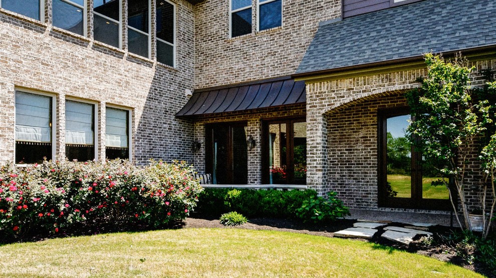 Manor Home Argyle, TX Traditional Exterior Dallas by Brock