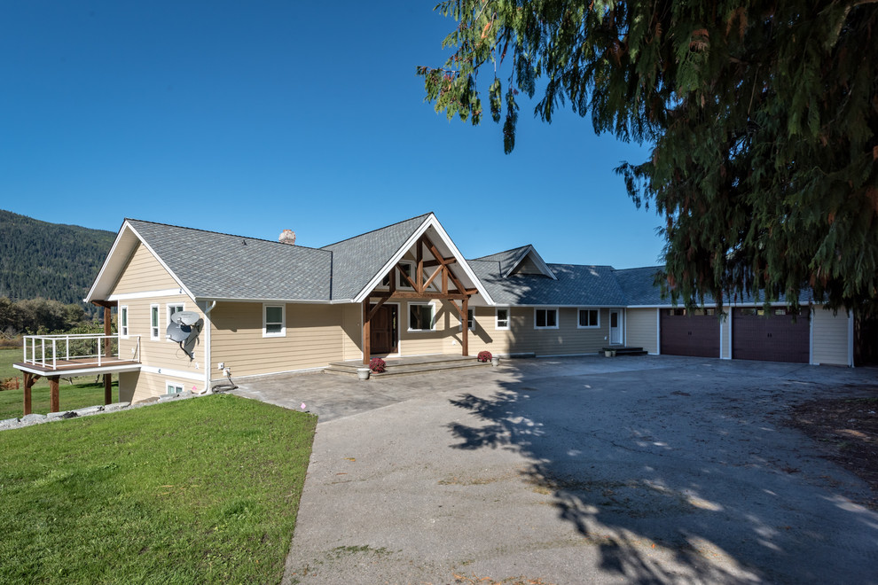 Mara Lake Build Craftsman Exterior Vancouver by GEM Quality