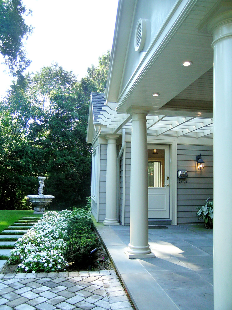 Foto della facciata di una casa classica