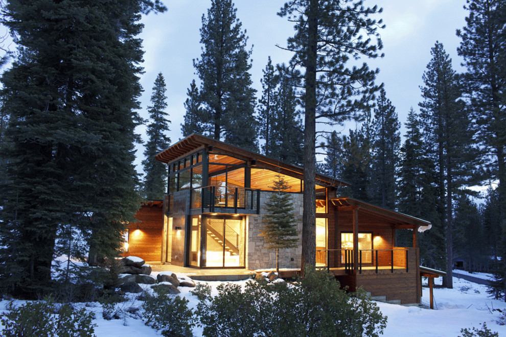 Mountain style exterior home photo in San Francisco