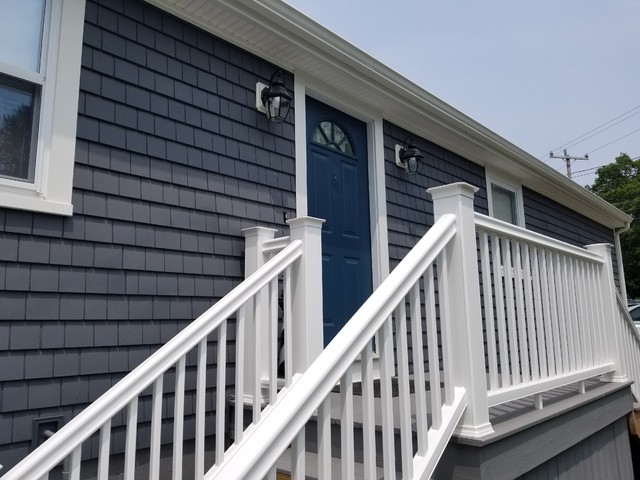 Mastic Cedar Discovery Vinyl Siding And Timbertech Rail System Wareham Ma Traditional House Exterior Boston By Care Free Homes Inc Houzz Ie