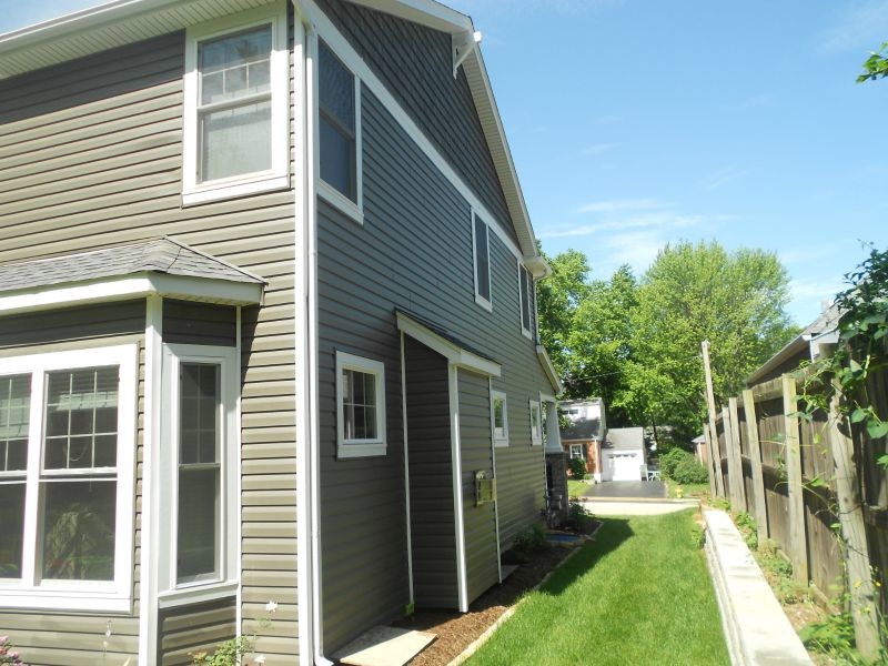 Mastic Dutch Lap & Shingle Siding Rockaway Gray Kirkwood, MO