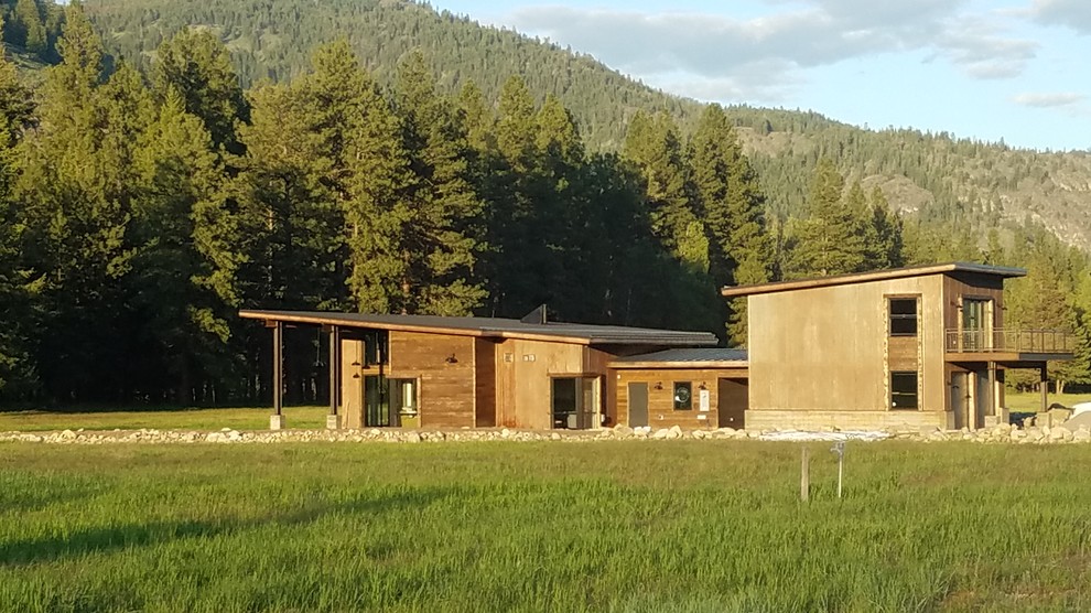 Mazama Meadow Residence, Firewise Design, Mazama WA Rustic Exterior