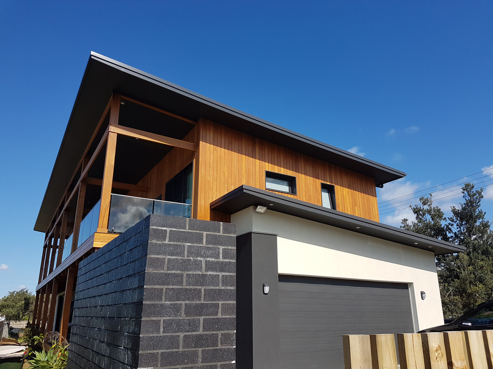 McCAULEYS BEACH HOUSE Coastal House Exterior Wollongong Houzz UK