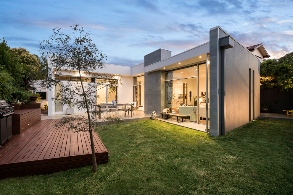 Inspiration for a contemporary exterior home remodel in Melbourne