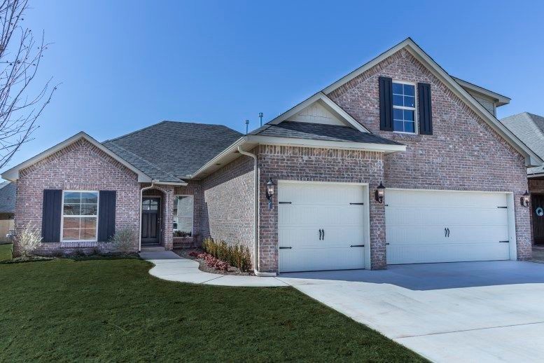 Mesta ParkMetro Series Traditional Exterior Oklahoma City by