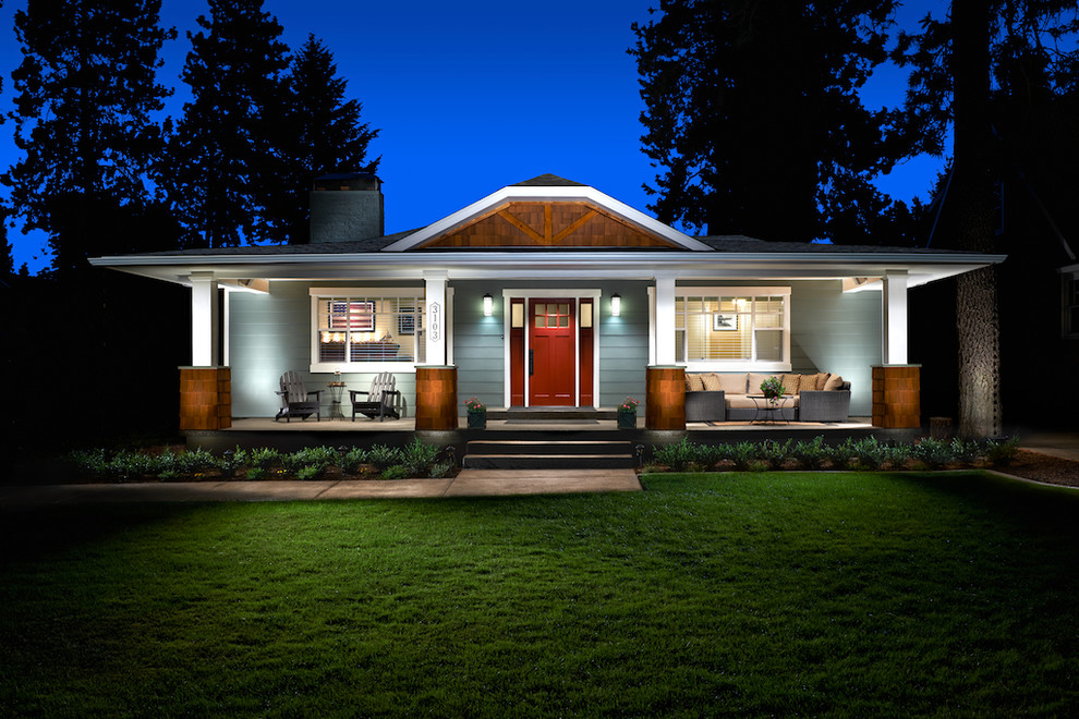 Example of a classic one-story exterior home design in Seattle