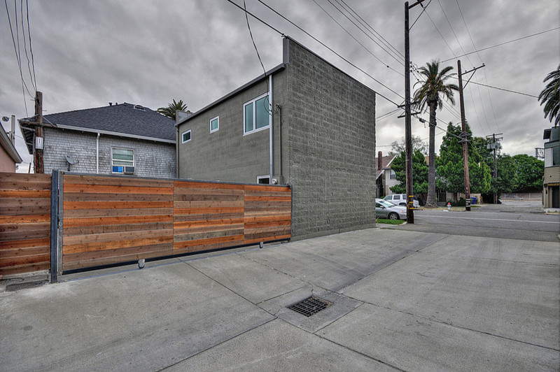 Design ideas for a modern house exterior in Sacramento.
