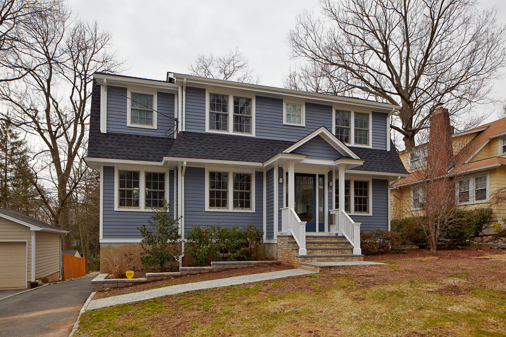 Example of a classic exterior home design in New York