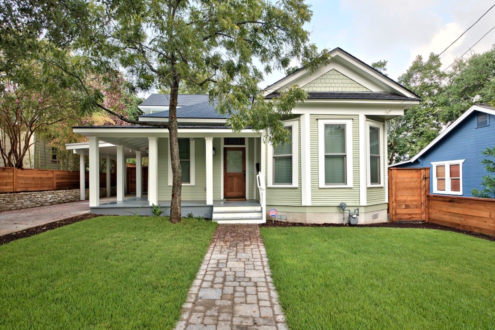 Design ideas for a victorian house exterior in Austin.