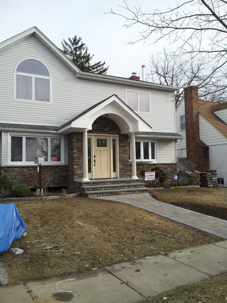 Mineola Portico/ Vestibule Traditional House Exterior New York