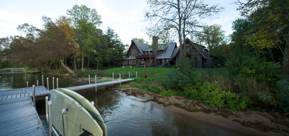 Rustic house exterior in Minneapolis with a pitched roof.