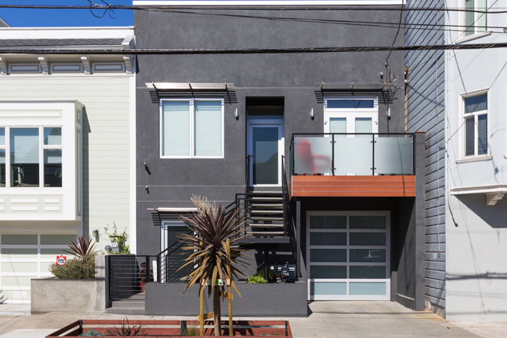 Großes, Zweistöckiges Modernes Haus mit Betonfassade, grauer Fassadenfarbe und Flachdach in San Francisco