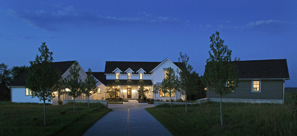 Modern Farmhouse - Farmhouse - Exterior - Omaha - by Curt Hofer