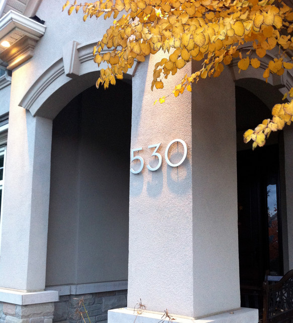 modern house numbers customer photo Moderne Façade Phoenix