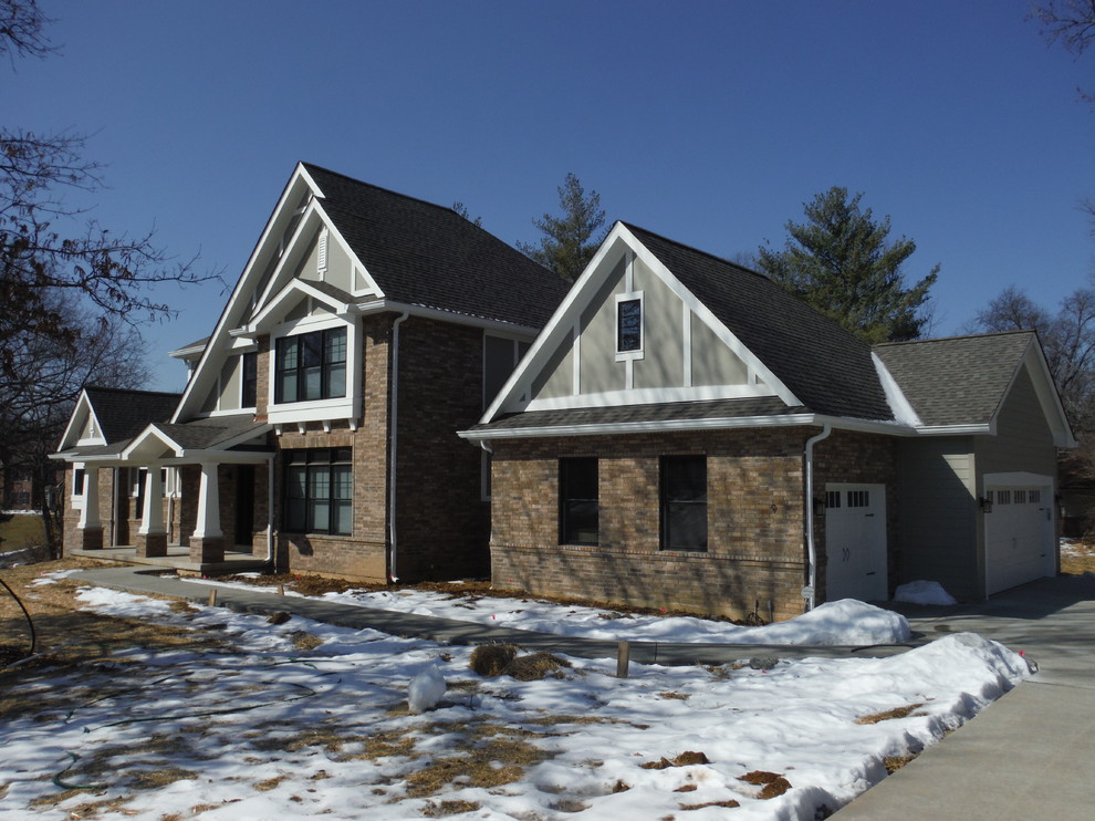 Monterey Taupe Hardie Board & Batten and Hardie Lap Siding