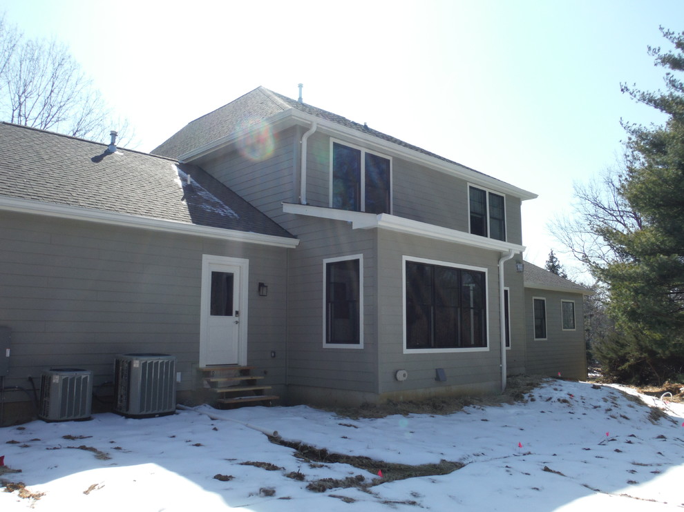 Monterey Taupe Hardie Board & Batten and Hardie Lap Siding