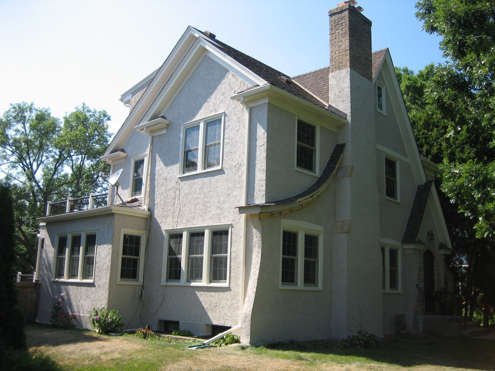 Mount Curve exterior Traditional Exterior Minneapolis by Foley