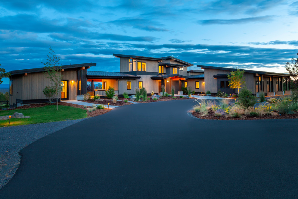 MountainModern Ranch Home & Casita on Rabbit Hill Modern Exterior