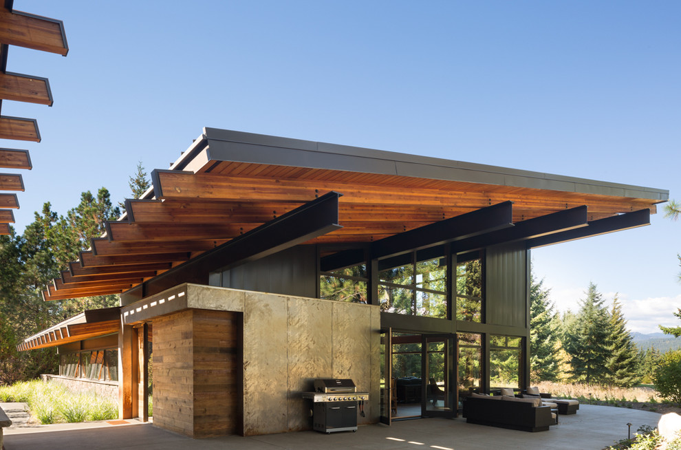 Mittelgroßes, Einstöckiges Modernes Einfamilienhaus mit Pultdach in Seattle