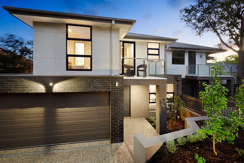 Contemporary two floor house exterior in Melbourne.