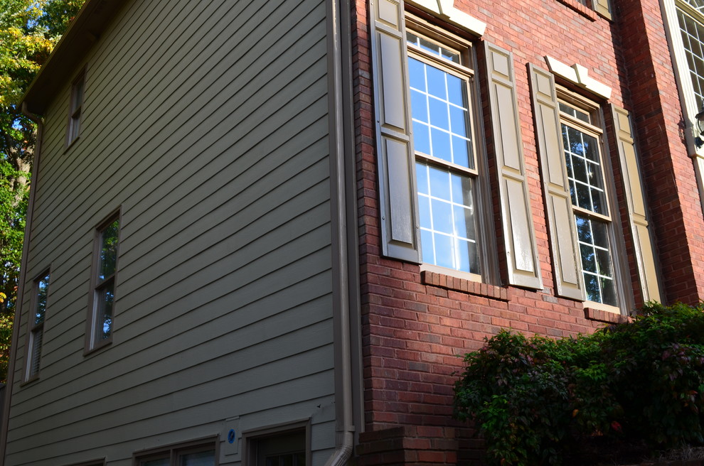Mushera/Siding and Paint /Marietta, GA Traditional House Exterior