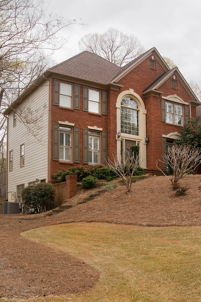 Mushera/Siding and Paint /Marietta, GA Traditional House Exterior