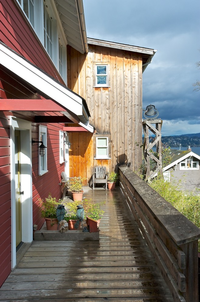 Farmhouse exterior home photo in Seattle