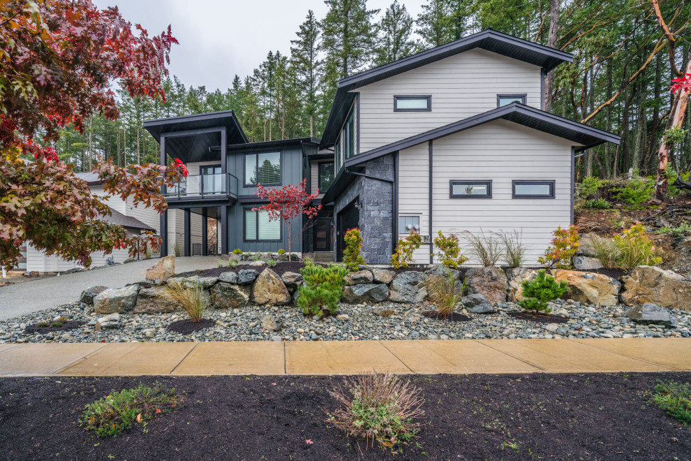 Nanaimo Glen Oaks Drive Custom Home Modern Exterior Other by