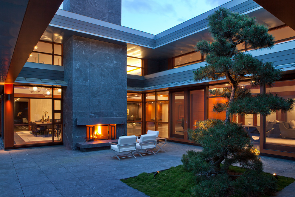 Inspiration for a contemporary house exterior in Boston.