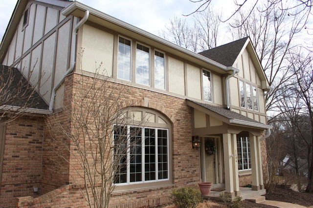 Navajo Beige James Hardie Siding Chesterfield 63005 Traditional House Exterior St