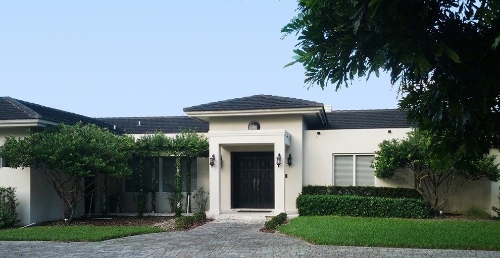 New residence in West Kendall, Miami, Florida Contemporary Exterior