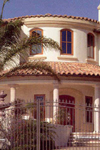Photo of a mediterranean house exterior in New Orleans.