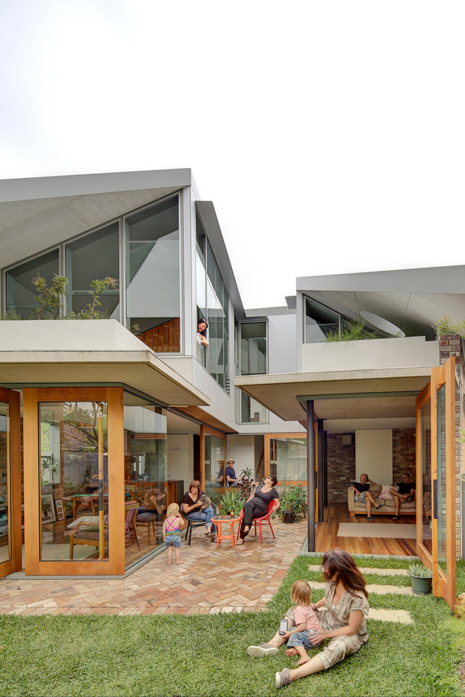 Medium sized contemporary house exterior in Sydney.