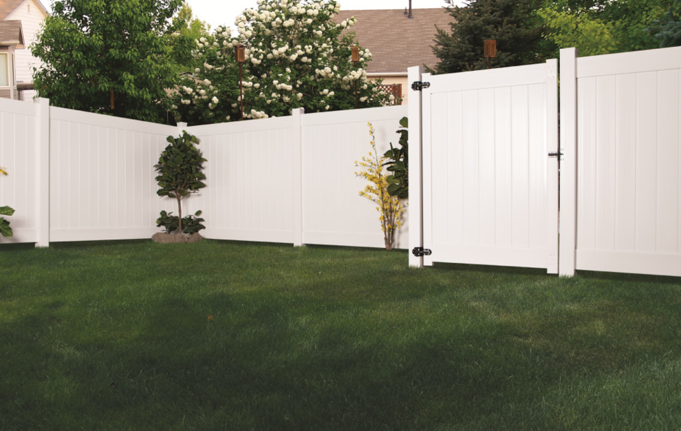 Nobility Vinyl Fencing Traditional Exterior New York by Nobility Aluminum & Vinyl