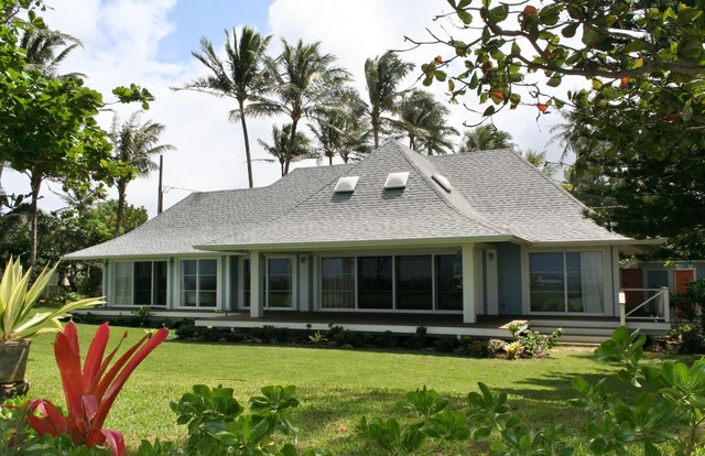 North Shore beach house - Kolonialstil - Häuser - Hawaii - von Welch