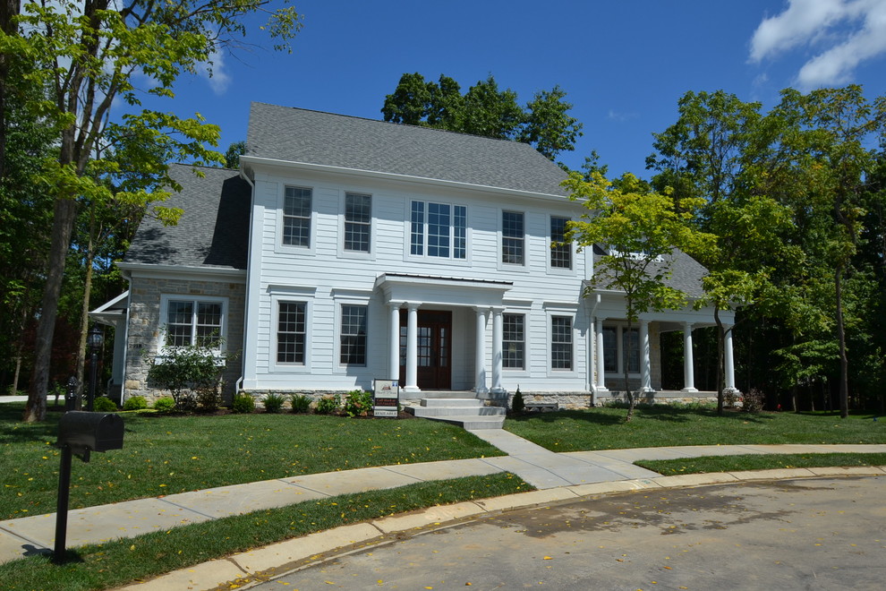 Oak Manor Inventory Home 2 Farmhouse Exterior Indianapolis by