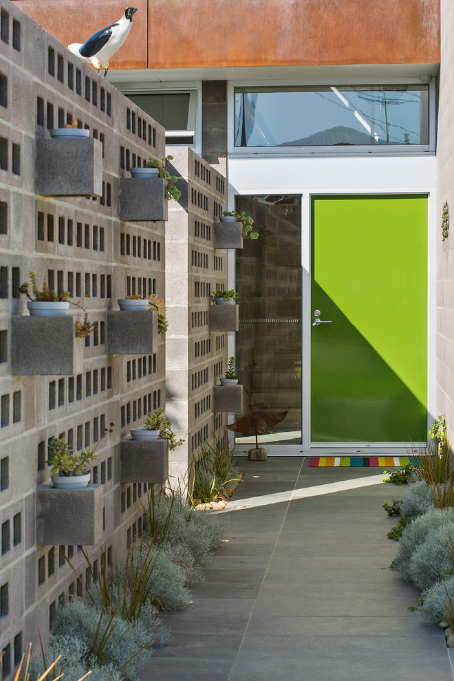 Idee per la villa grande multicolore contemporanea a due piani con tetto piano