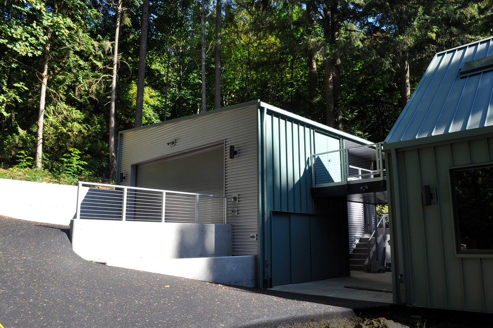 OLD GERMANTOWN ROAD Modern Exterior Portland by Dyer Studio Inc